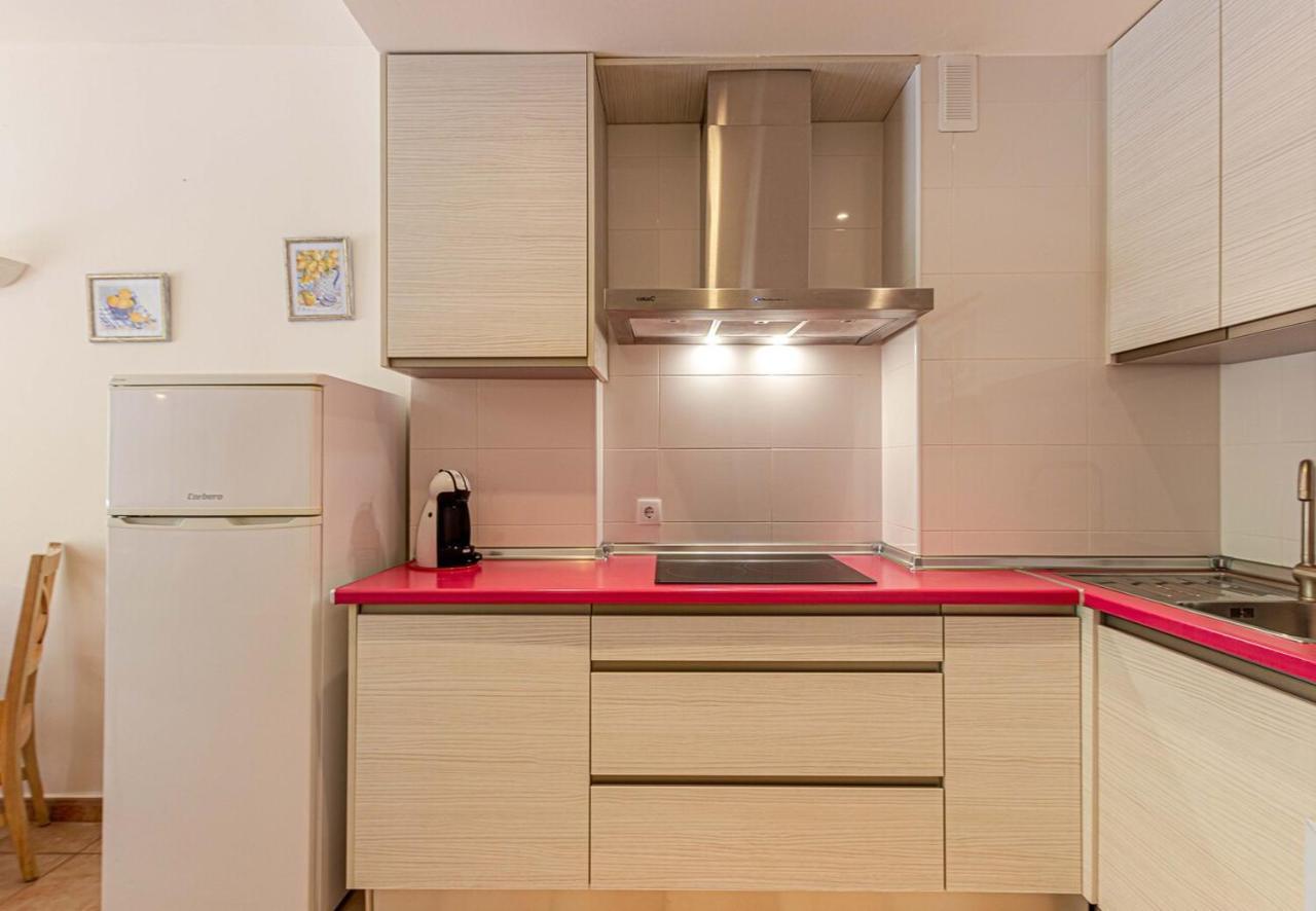 797 Holiday Rentals- Precioso Piso Con Vistas Al Jardin En Benalbeach Benalmadena Bagian luar foto
