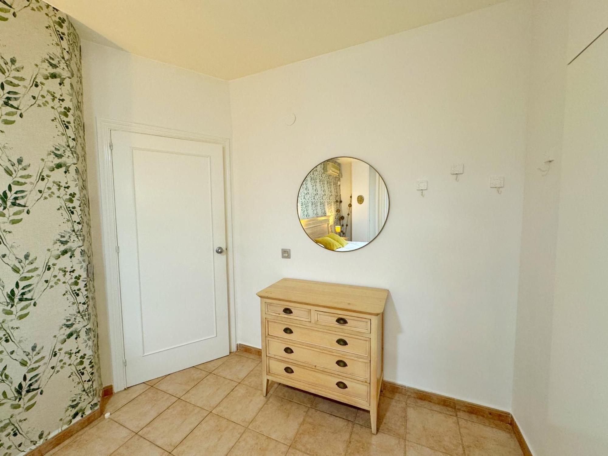 797 Holiday Rentals- Precioso Piso Con Vistas Al Jardin En Benalbeach Benalmadena Bagian luar foto