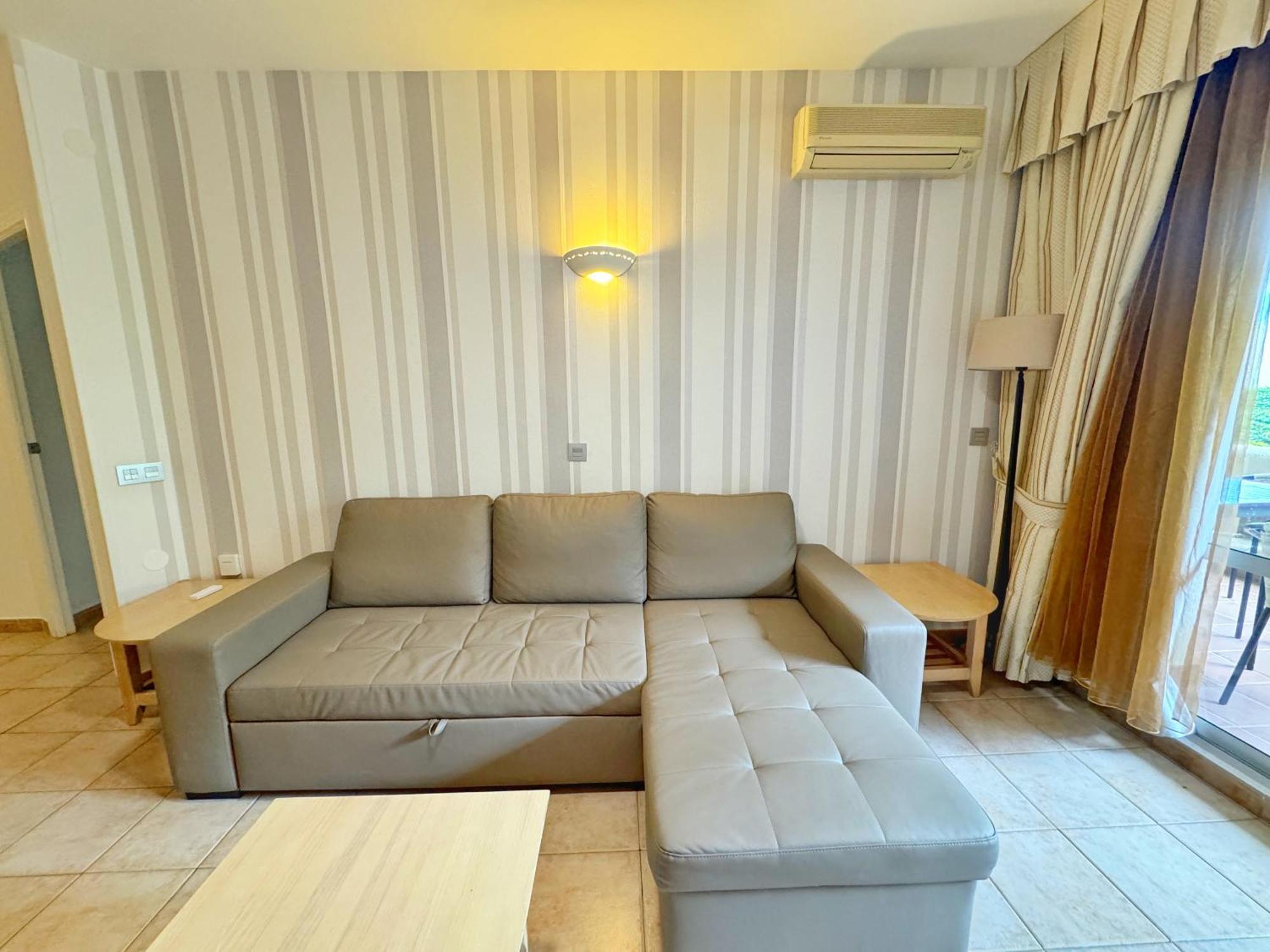 797 Holiday Rentals- Precioso Piso Con Vistas Al Jardin En Benalbeach Benalmadena Bagian luar foto